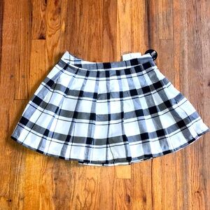 Forever 21 Pleated mini skirt